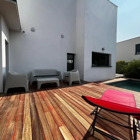 Des Bananiers Villa *